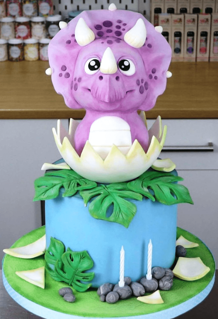 Ideal Triceratops Cake