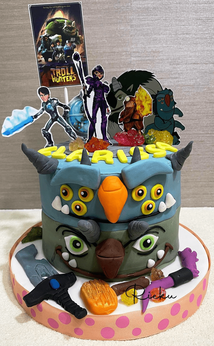 Nice Trollhunters Cake