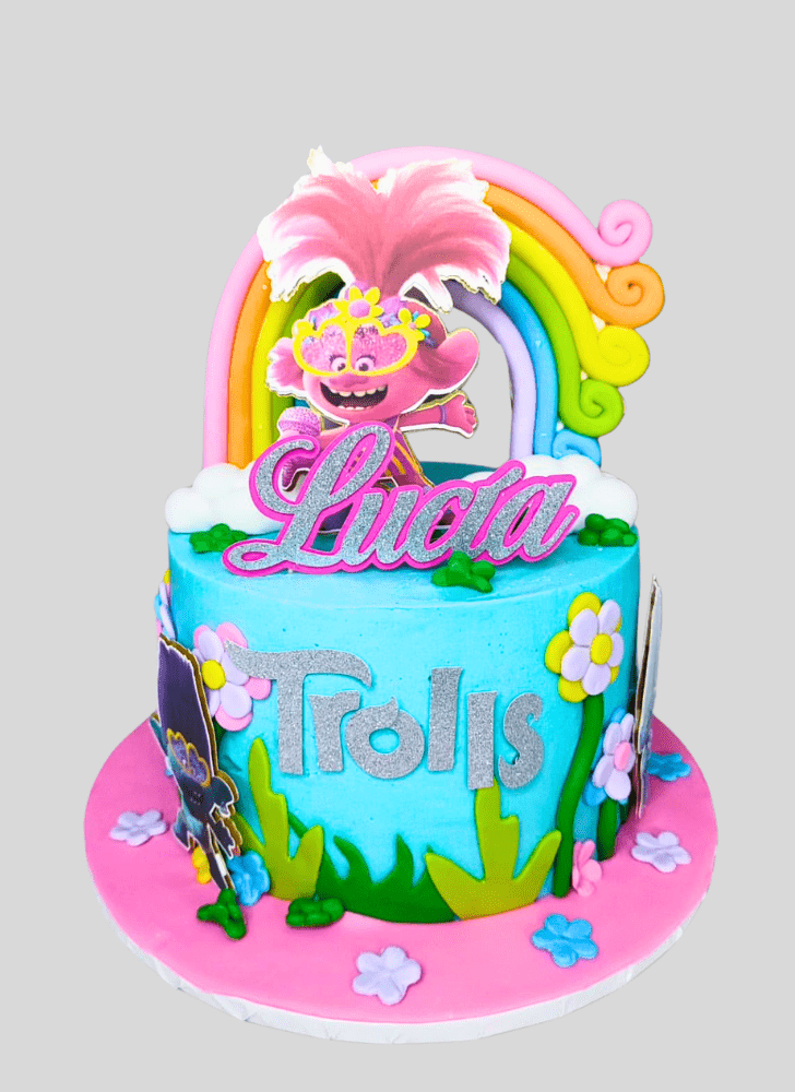 Comely Trolls Cake
