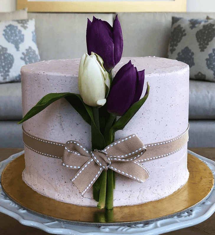 Graceful Tulip Cake