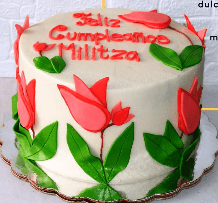 Inviting Tulip Cake