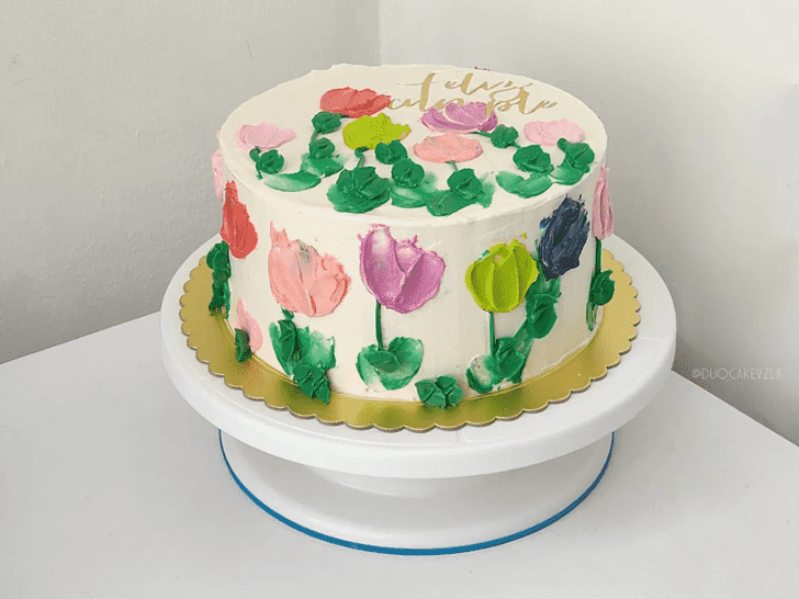 Ravishing Tulip Cake
