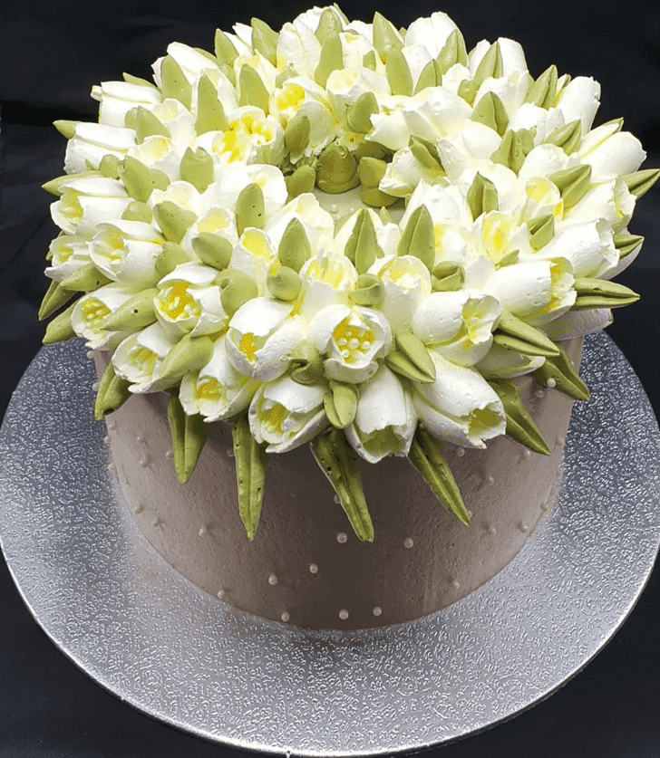 Stunning Tulip Cake