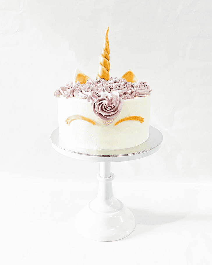 Enthralling Unicorn Cake