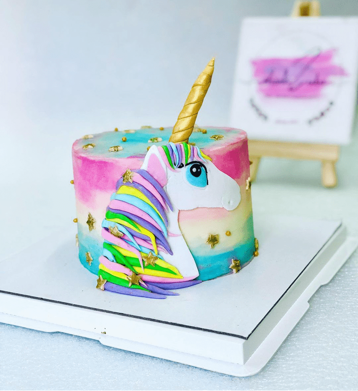 Exquisite Unicorn Cake