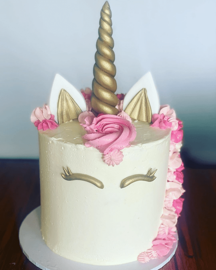 Fair Unicorn Cake
