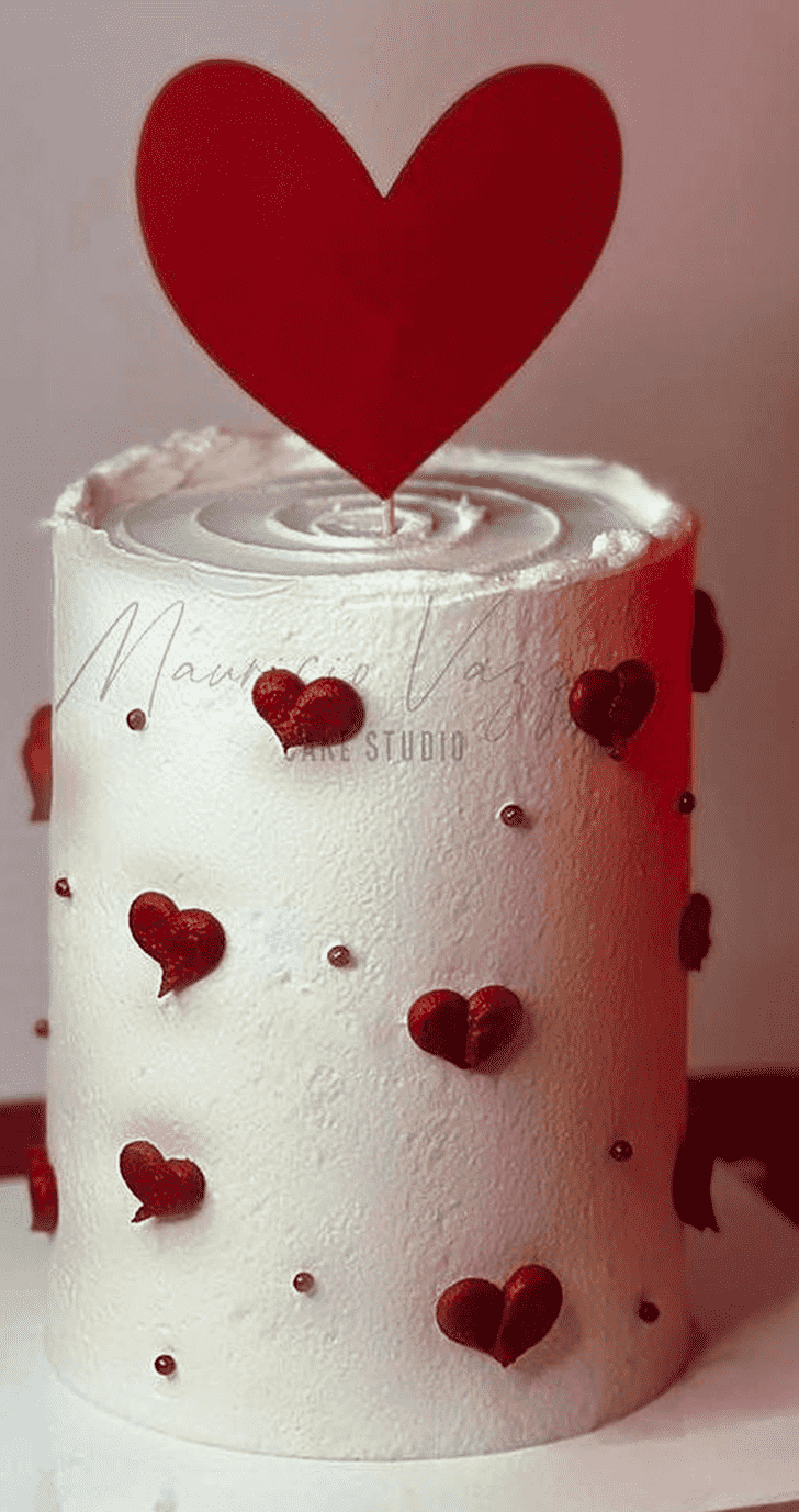 Lovely Valentines Cake Design