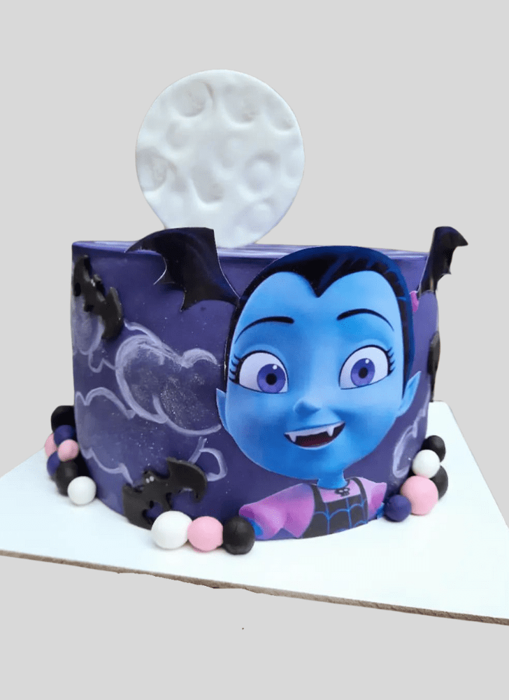 Nice Vampirina Cake