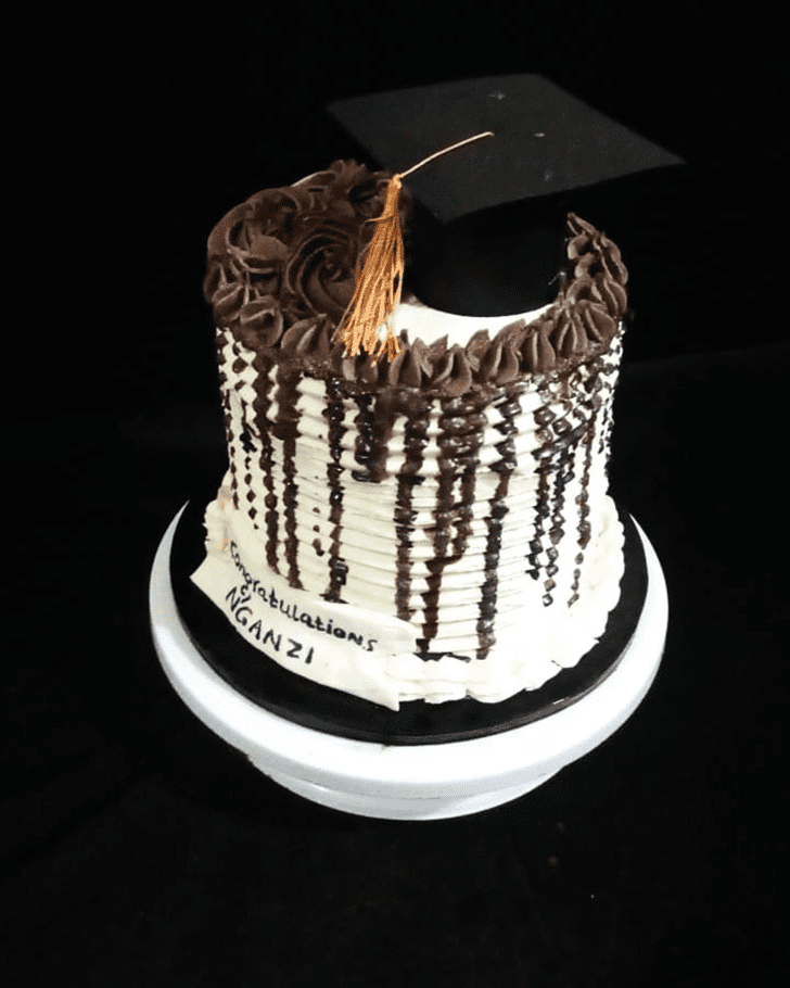 Grand Vanilla Cake
