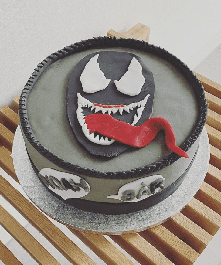 Fine Venom Cake