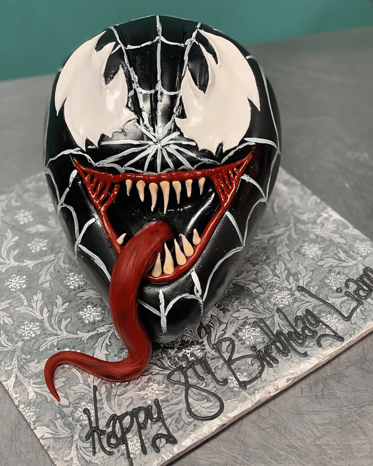 Grand Venom Cake