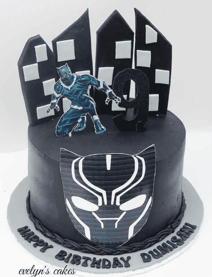 Elegant Wakanda Cake