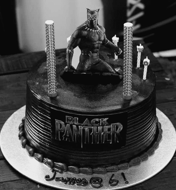 Enthralling Wakanda Cake