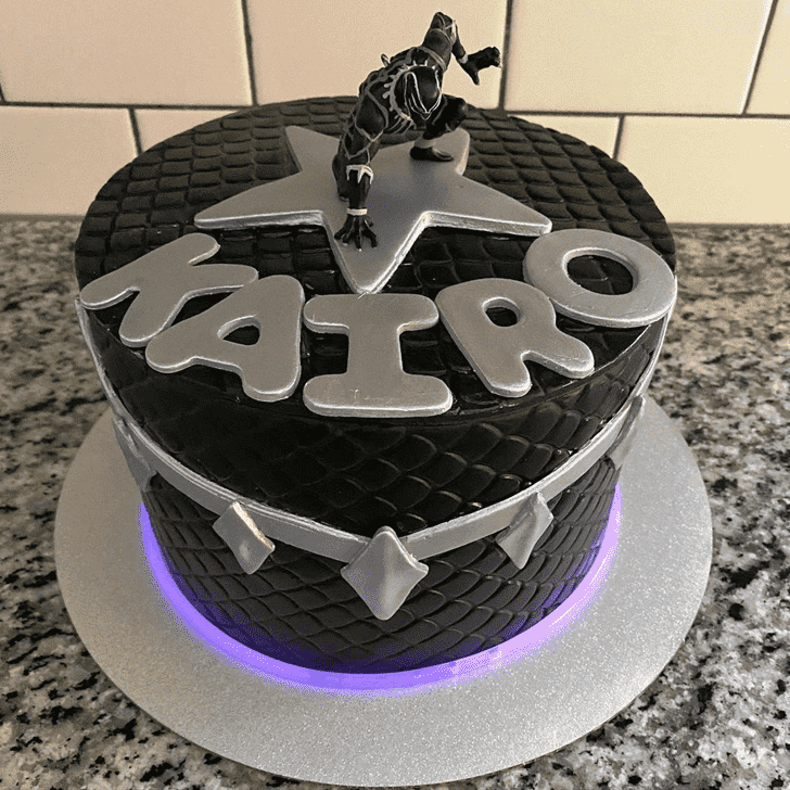 Inviting Wakanda Cake