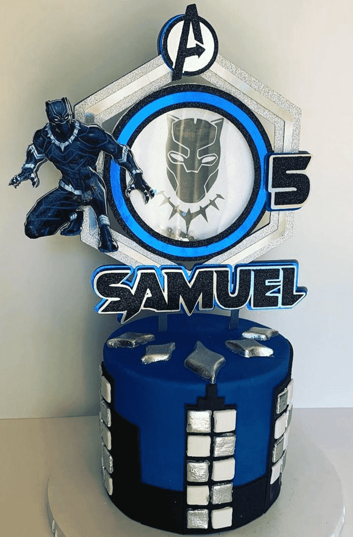 Resplendent Wakanda Cake