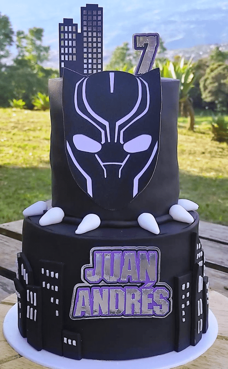 Fair Wakanda Forever Cake