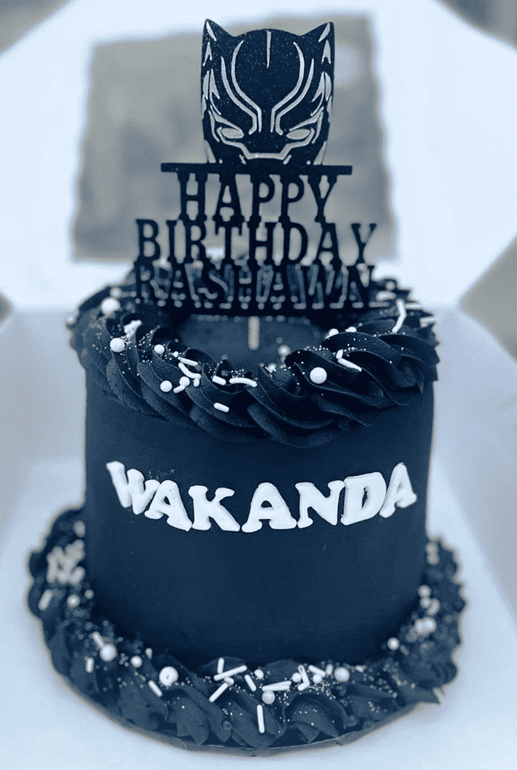 Magnetic Wakanda Forever Cake