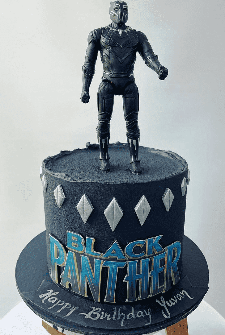 Nice Wakanda Forever Cake