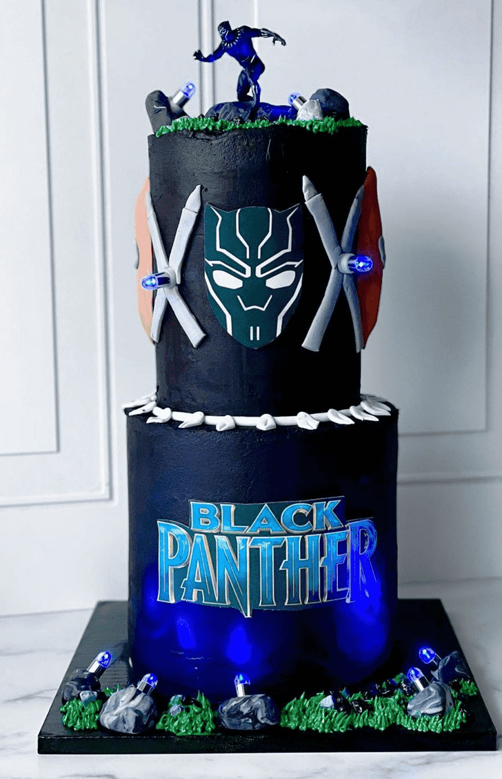 Resplendent Wakanda Forever Cake