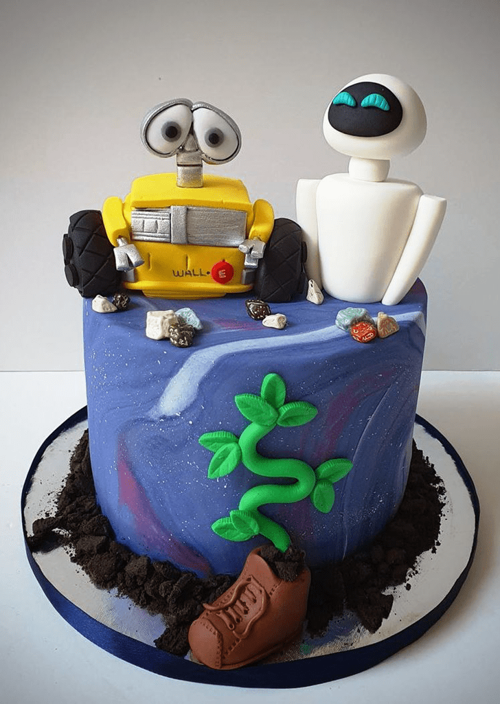 Divine Wall-E Cake