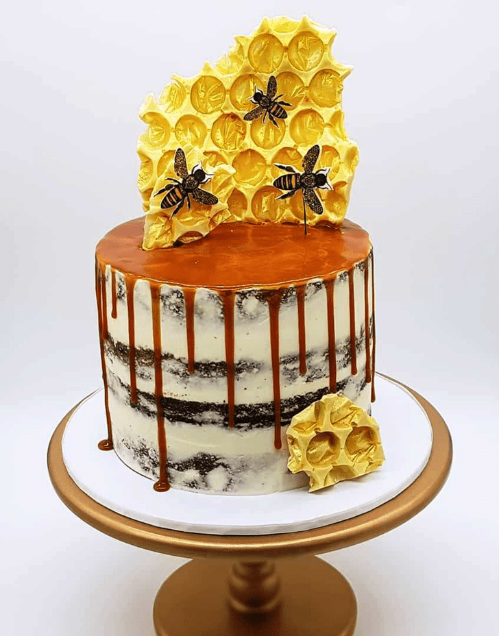 Alluring Wasp Cake