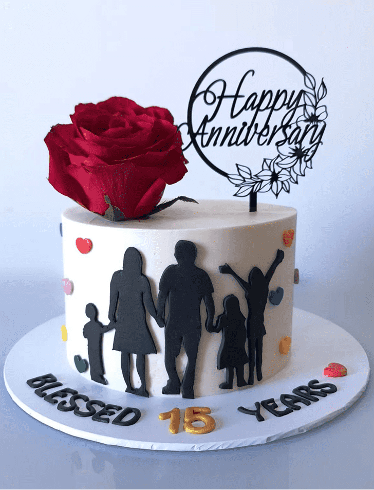 Cute Wedding Anniversary Cake