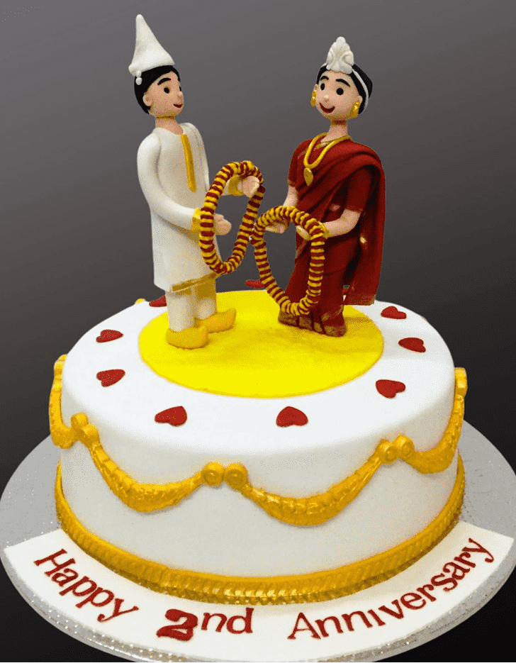 Gorgeous Wedding Anniversary Cake