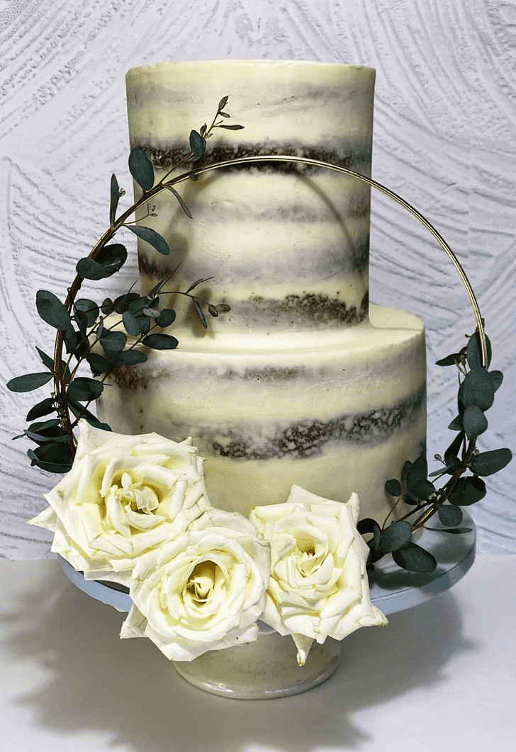 Magnetic White Rose Cake