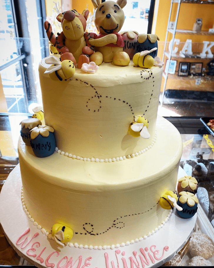 Enticing Winnie the Pooh Cake