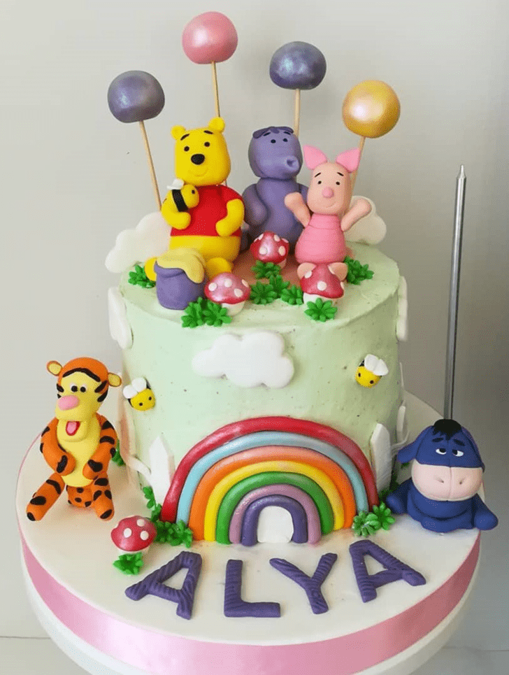 Excellent Winnie the Pooh Cake