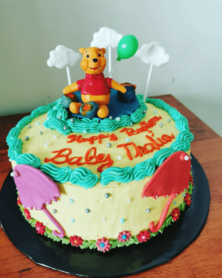 Ideal Winnie the Pooh Cake