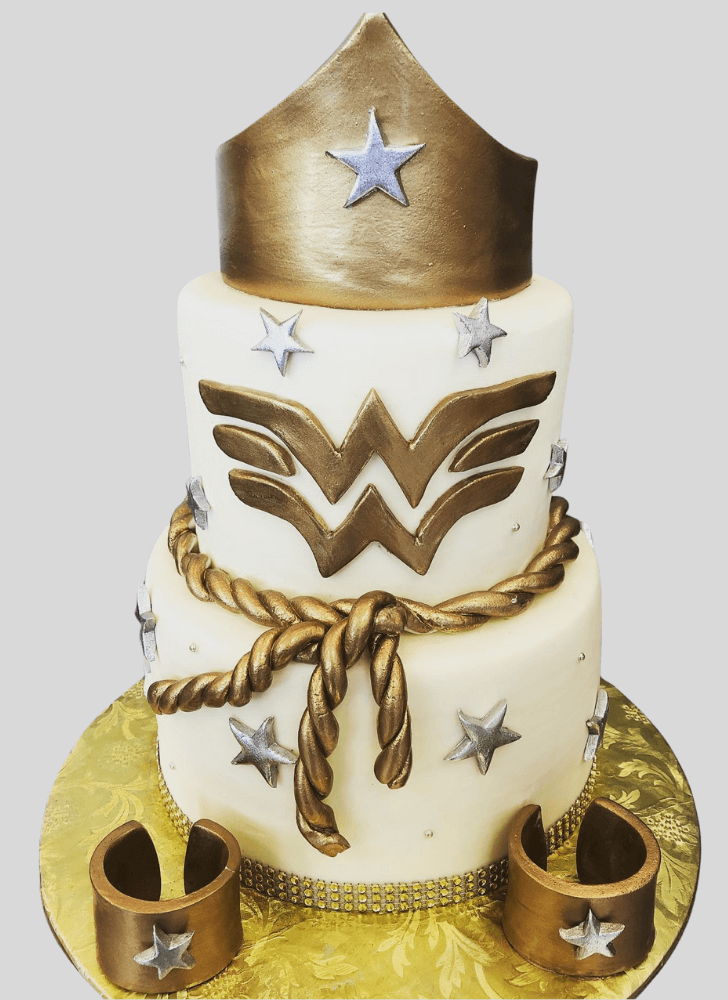Magnetic Wonder Woman Cake