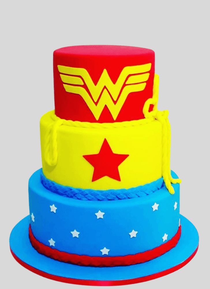 Splendid Wonder Woman Cake