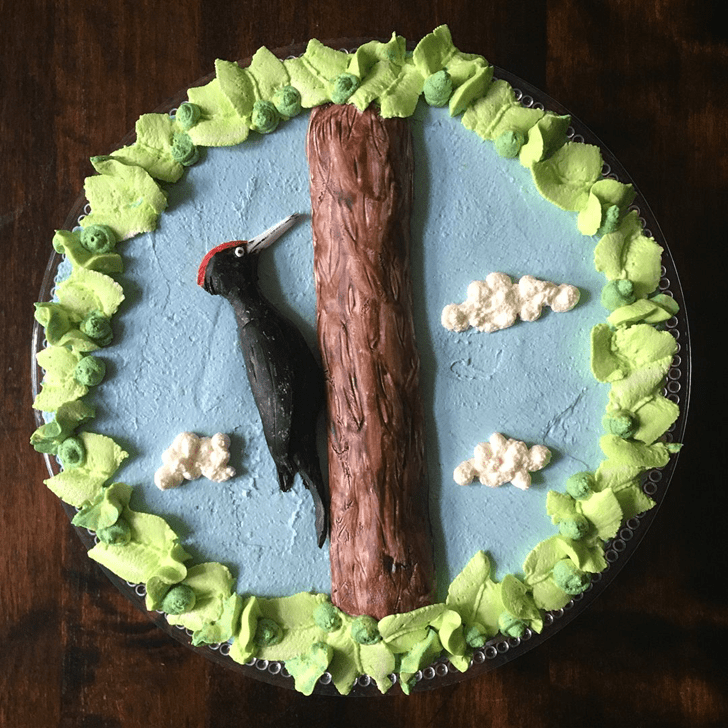 Admirable Woodpecker Cake Design