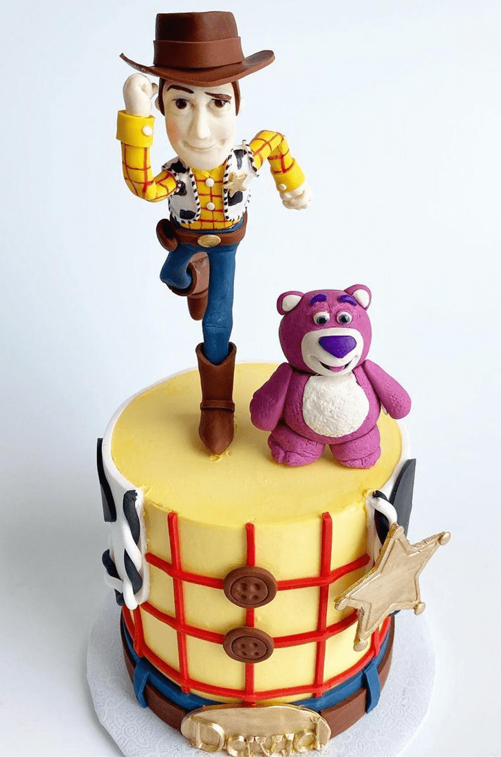 Fine Woody Cake