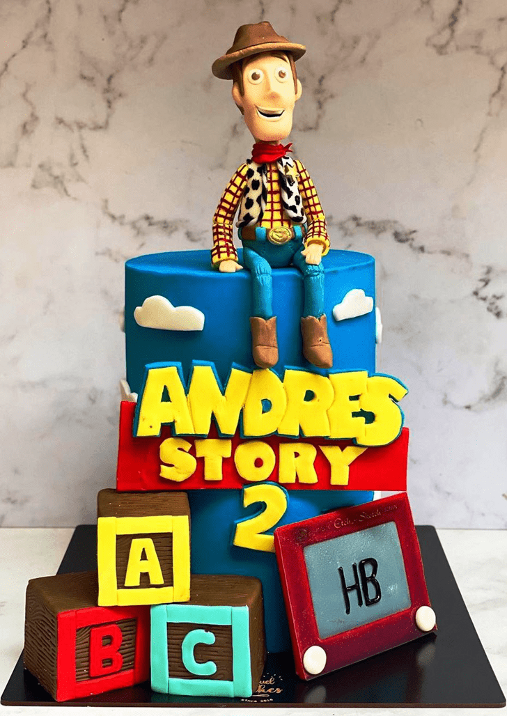 Magnificent Woody Cake