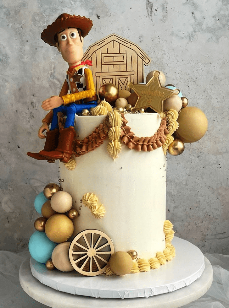 Radiant Woody Cake