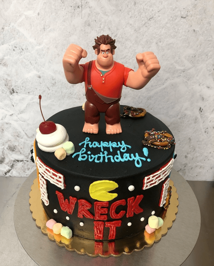 Comely Wreck-It Ralph Cake