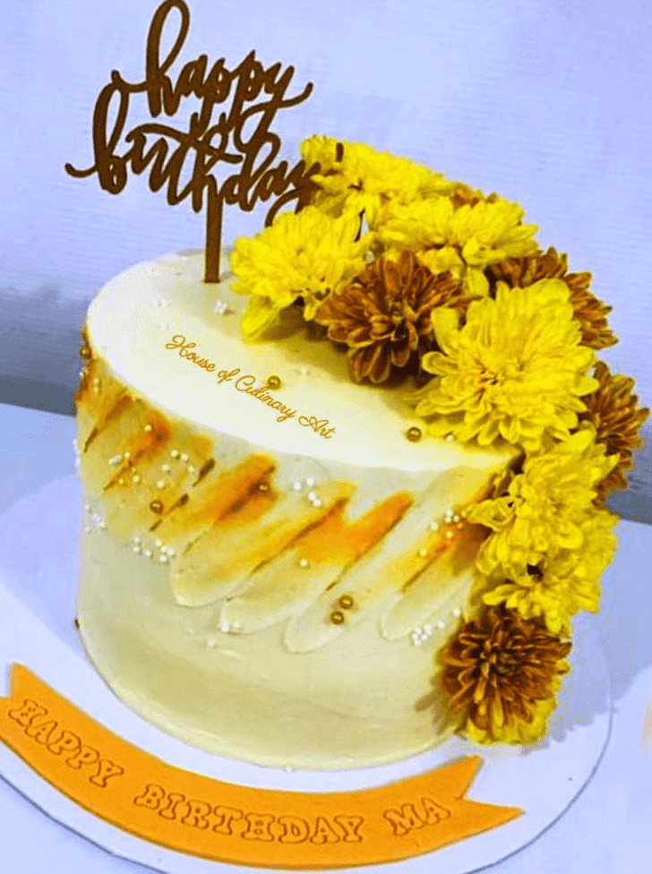Captivating Yellow Cake