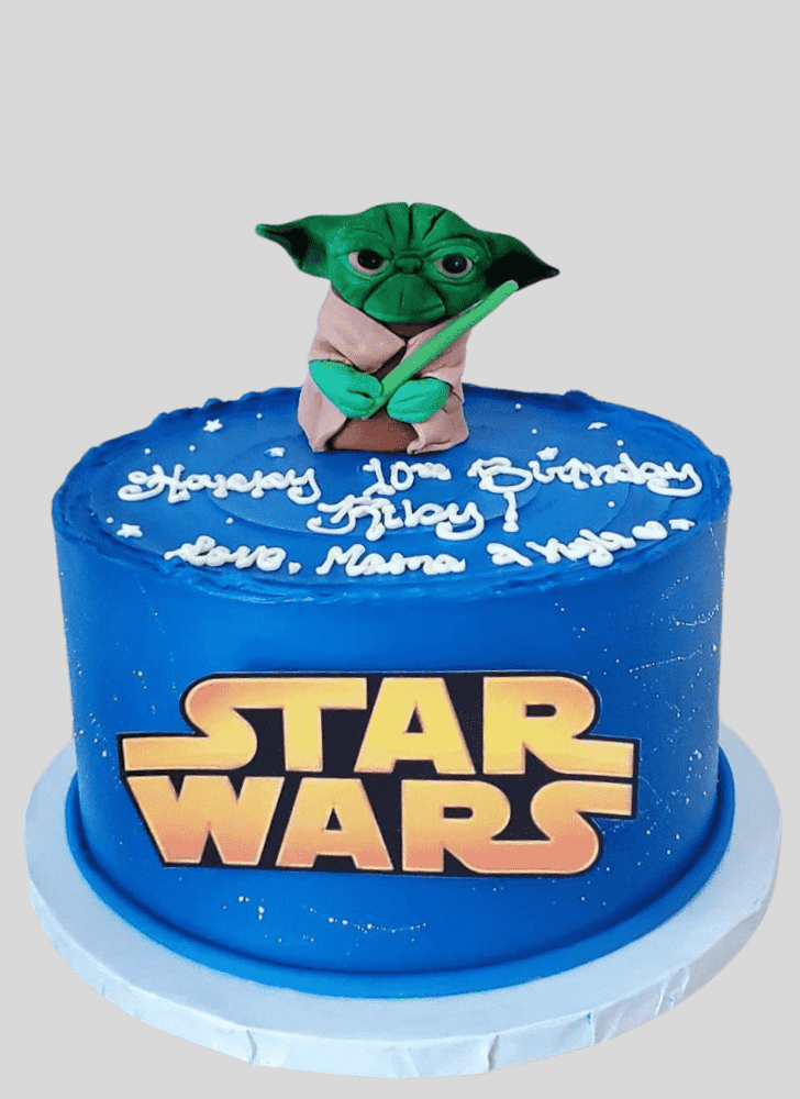 Exquisite Yoda Cake