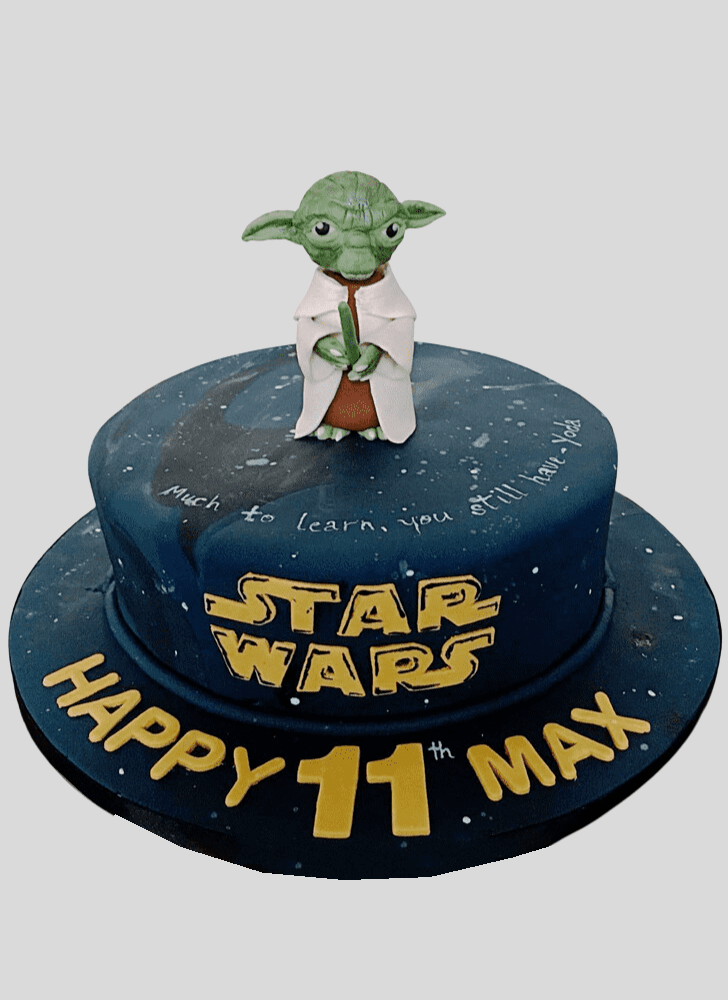 Good Looking Yoda Cake