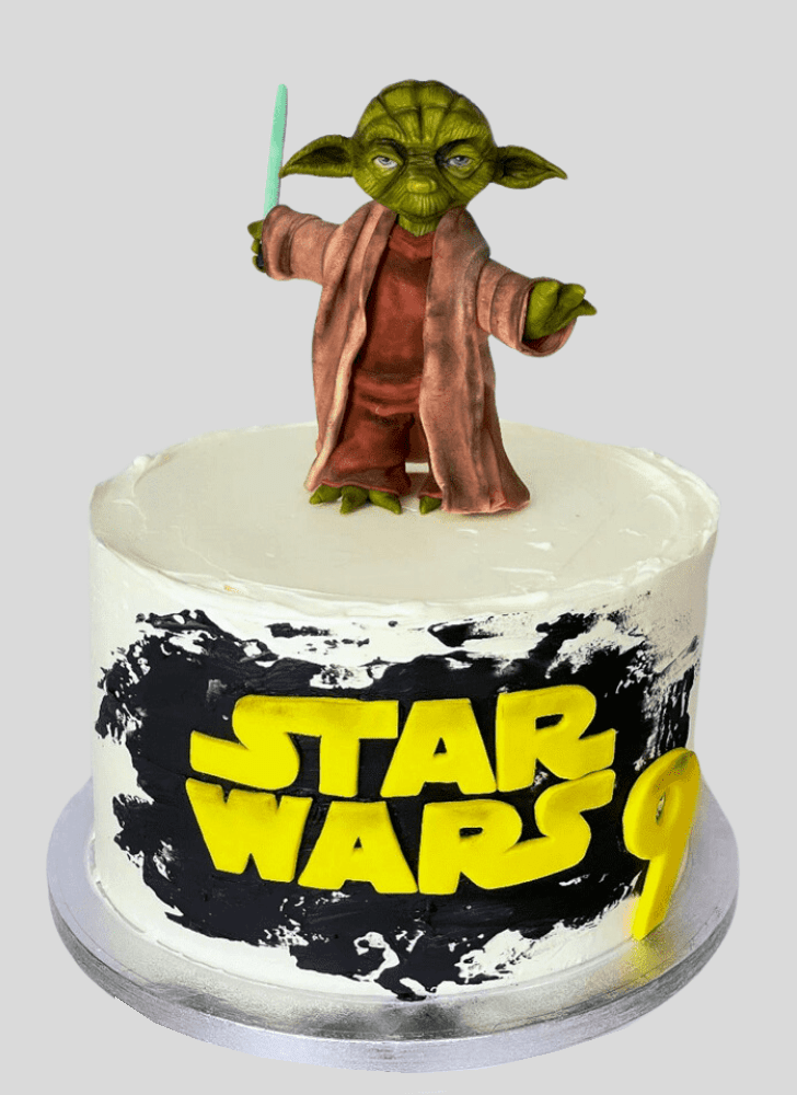 Magnetic Yoda Cake