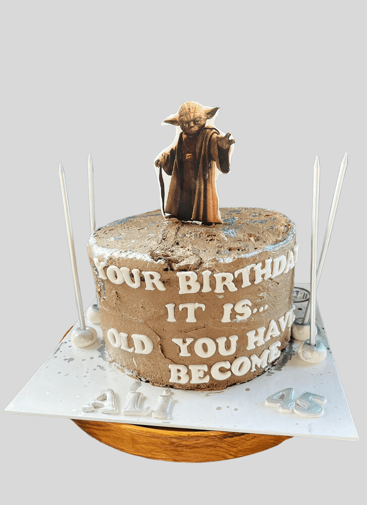 Pretty Yoda Cake