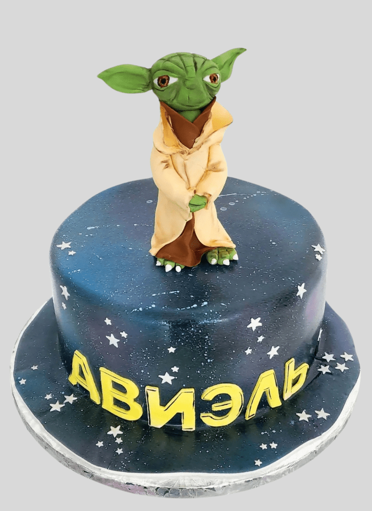 Stunning Yoda Cake