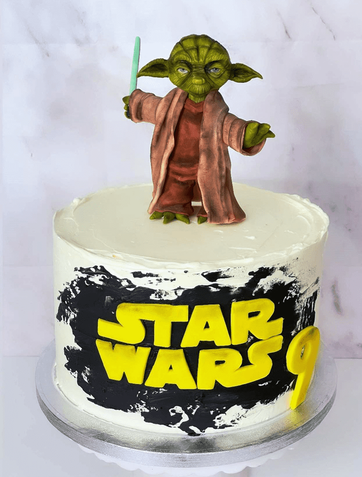 Graceful Yoda Cake