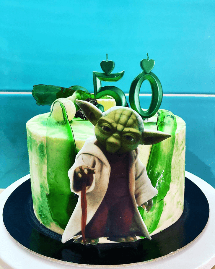 Resplendent Yoda Cake