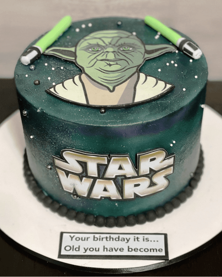 Wonderful Yoda Cake Design