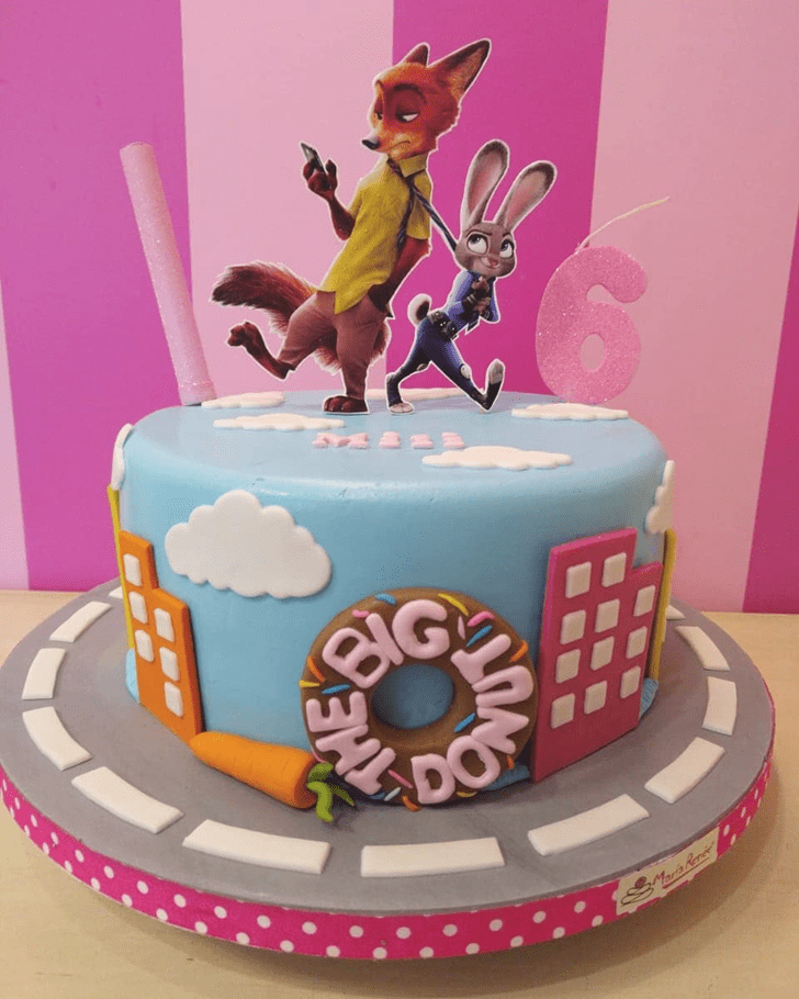 Splendid Zootopia Cake