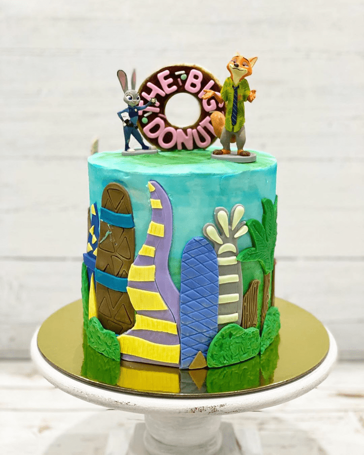 Superb Zootopia Cake